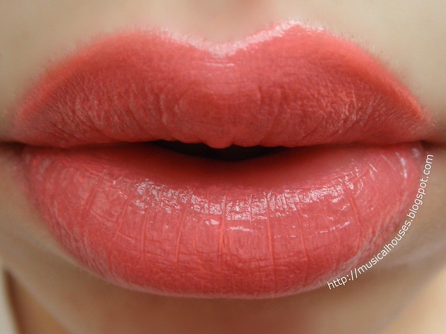 Etude House Color in Liquid Lips Swatch Lips OR201