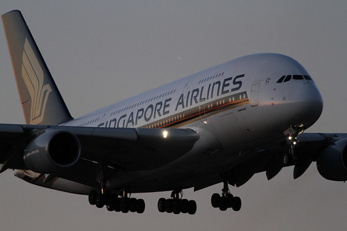 Singapore Airlines 9V-SKS