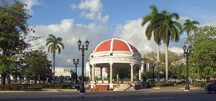 古巴之旅-美城西恩富戈斯以及古巴交通_图1-7