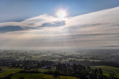uk sky mist fog clouds countryside nikon day skies view cloudy gb vista viewpoint waterdroplets icecrystals cloudscapes d5000 nikonafsdxzoomnikkor1855mmf3556gedii cloudsstormssunsetssunrises answeringprayers