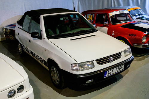 mtx cabrio felicia retroautomuzeum classic car museum socialistic muzeum socialistických vozidel