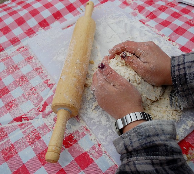 Camping: Pizza dough making
