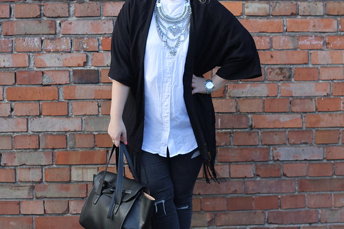 kimono-streetone-cardigan-schwarz-outfit-look
