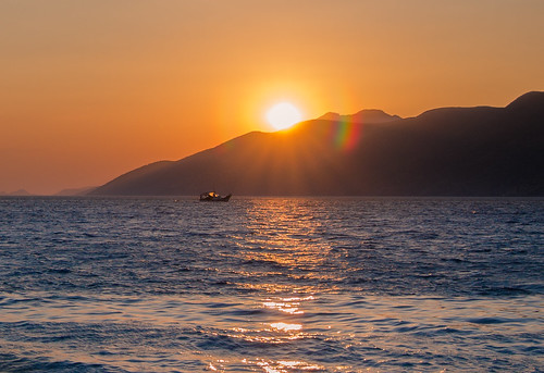sun sunset sunshine sunburst porto germeno greece travel sea holiday summer august 2016 canon tokina 1628mm seascape