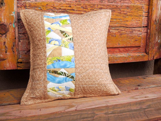 March Pillow for FMQ CHallenge