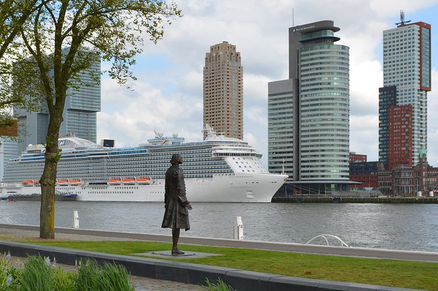 Cruiseschip Royal Princess Rotterdam
