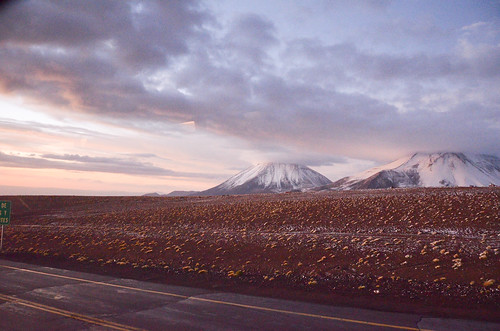 chile geotagged volcano chl antofagasta stratovolcano route27 pajonales juriquesvolcano sairecabur juriques ruta27 sairecaburvolcano geo:lat=2292364117 geo:lon=6781565762