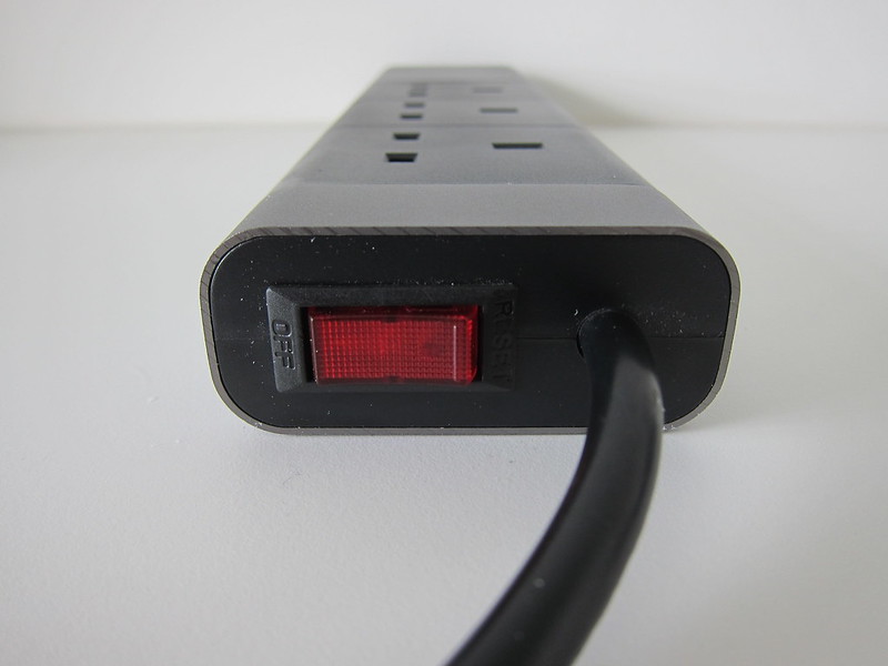 XPower 3 Socket Power Strip With 4 USB Ports - Power Switch