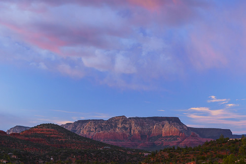 pink blue trees red sky white mountains green clouds sedona cliffs bluffs bushes beautifulview afternoonlight cumulous geologicalformation jimhankey afsnikkor18200mmdxvr nikond7100