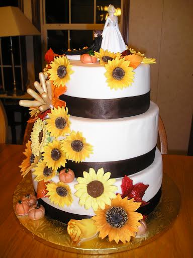 Wedding Cake by Donna of Unique Cakes & Confections