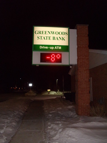 -8 Fahrenheit on February 18, 2015 at 9PM
