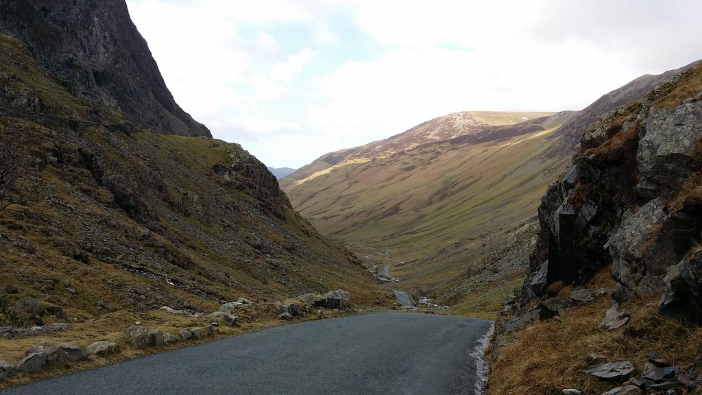 Heading down from Honister #sh
