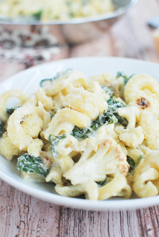 Cheesy Pasta with Roasted Cauliflower - pasta with cauliflower, kale, Parmesan, ricotta, and lemon zest! Light and fresh - perfect for meatless Monday!