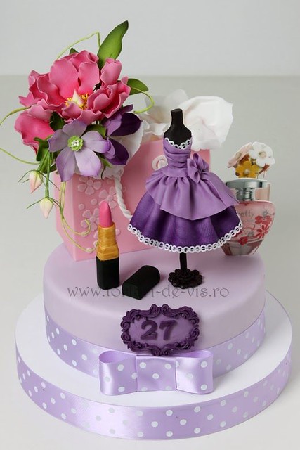 Fashion Cake by Torturi - Viorica's Cakes