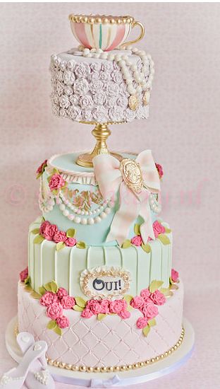 Oui Cake by Silly Bakery
