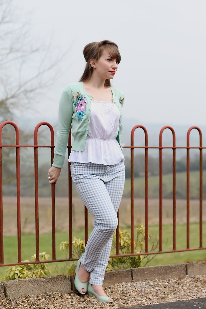 Vintage Spring Style Bloggers