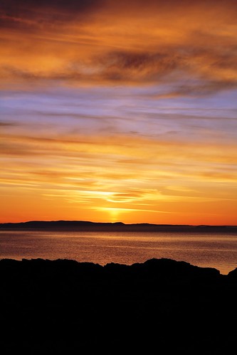 uk blue sunset sky orange cloud west beach fire coast scotland rocks hopeman gazasal