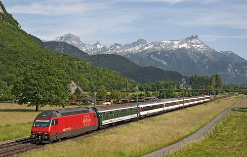 railroad switzerland railway trains svizzera bahn mau vaud ferrovia treni re460 nikond90 ir1730
