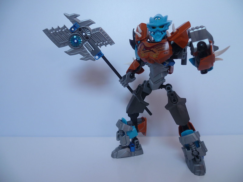5 - [MOC] Monster Hunting Toa Trio 16499089884_6c6f35767d_c