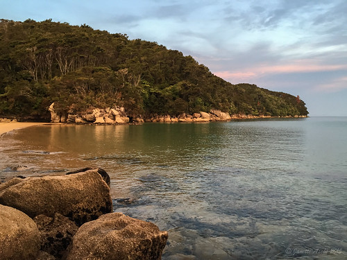 sunset newzealand beach water evening rocks nz southisland day3 seakayaking abeltasmannationalpark 2015 tasmannz wateringcove appleiphone6