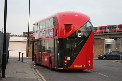 Stagecoach London LT241 on Route 15, Blackwall