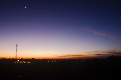 sunset moon landscape nikon borneo kalimantan centralborneo palangkaraya kalimantantengah
