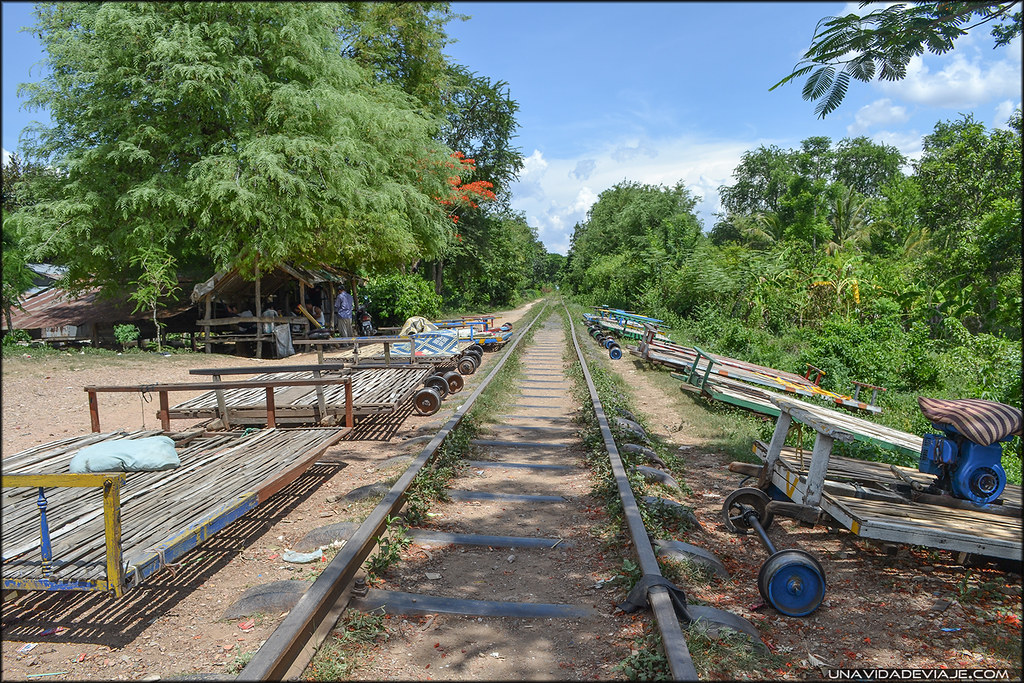 bamboo train Battambang