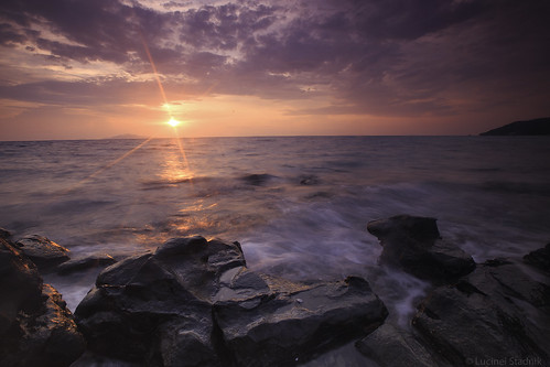 sea stone sunrise thailand phiphi