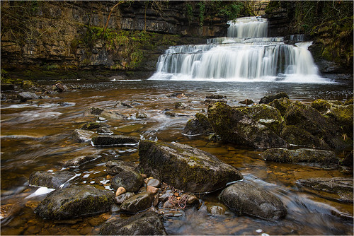 waterfall yorkshiredales davegreen wensleydale cotterforce oyphotos ©oyphotos