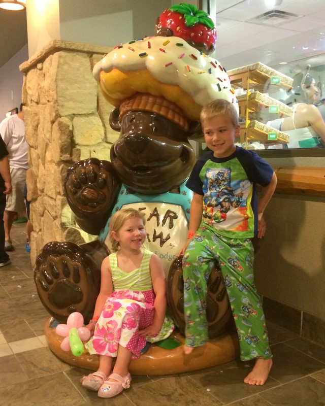 Great Wolf Lodge Day 229