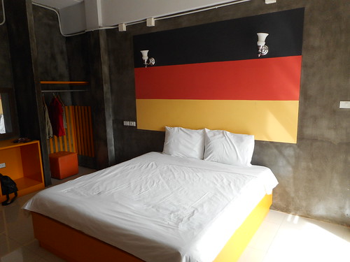 hotel lodging lampang thailand germanflag