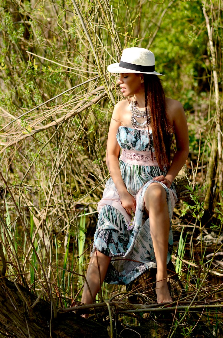 DSC_9848 Tamara Chloé, Panama Hat, Maxi Dress, Coin necklace2