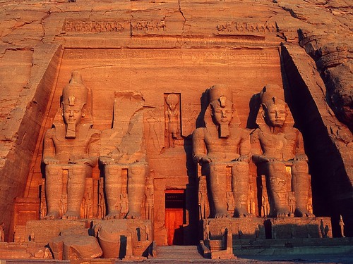 abusimbel egypt eg eo sunset color impressive grandiose unesco temple pharaoh ramessesii أبوسمبل aswan assouan nil nile lakenasser
