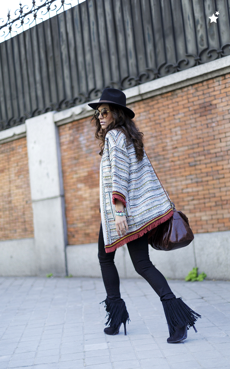 street style barbara crespo hakei ethnic jacket fringes sendra fashion blogger outfit blog de moda