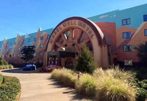 Orlando - Disney World - Disney's Art of Animation Resort - Cars - Wheel Well Motel