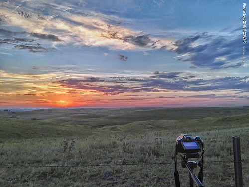 kansas flinthills camera wabaunseecounty usa setup landscape prairie sunset postsunset evening summer 2016 july july2016 colors colours sky
