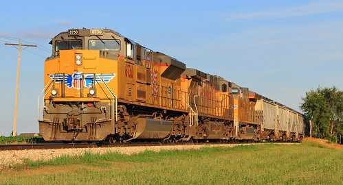 up8730 chsxgraintrain cantral fisherroad sd70ace sd70ah illinoismidland updetour