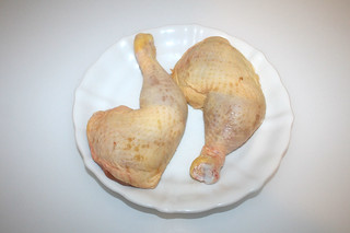 01 - Zutat Hähnchenschenkel / Ingredient chicken legs