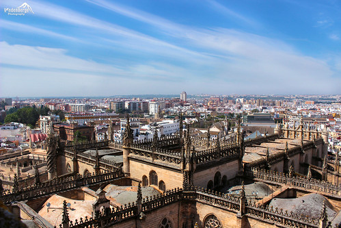 city travel sky panorama tower tourism clouds canon eos sevilla spain europe view cathedral minaret andalucia historical lonelyplanet dslr giralda unescoworldheritage nationalgeographic birdsview ancienttown 600d