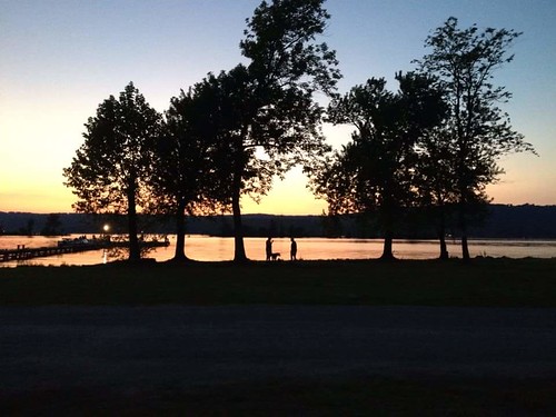 sunset sun lake alabama lakeguntersville
