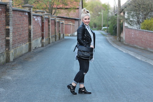 outfit-look-modeblog-blogger-fashion-style-zalando-topshop-jeans-hose-asos-hemd-bluse-lederjacke-newyorker-tasche