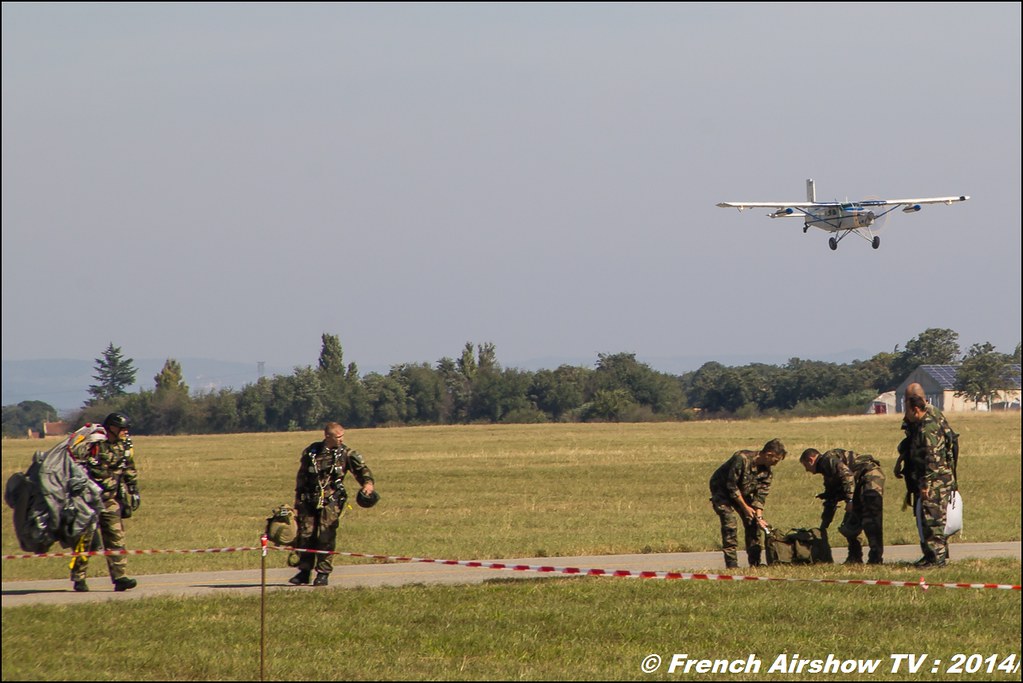 Pilatus PC-6 n 891 & Parachutiste ,60 ans ,ALAT, JPO Gamstat Valence Chabeuil 2014