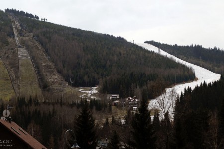 Poslední lyžařský víkend v Harrachově - aktuálně ve fotografiích