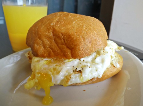 Olive Oil Fried Egg Sandwich
