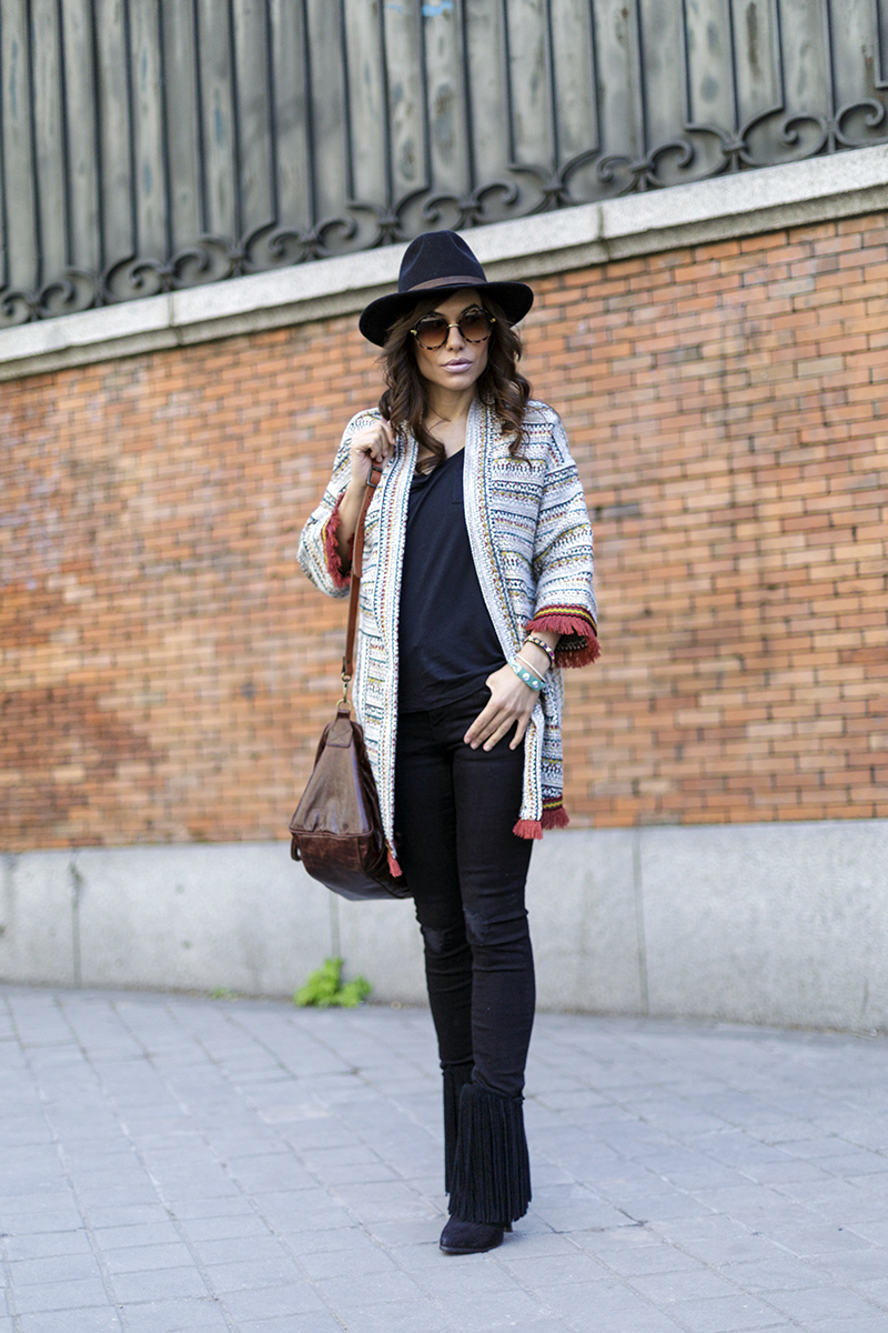 street style barbara crespo hakei ethnic jacket fringes sendra fashion blogger outfit blog de moda