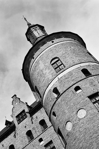 windows summer blackandwhite bw favorite cloud white inspiration black building brick tower castle scale window monochrome beautiful beauty up clouds composition canon photography eos grey mono photo nice scenery flickr afternoon view image cloudy sweden good bricks great scenic picture july overcast pic palace best most photograph scenary views frame imagination capture manor province greyscale mariefred 550d timlindstedt