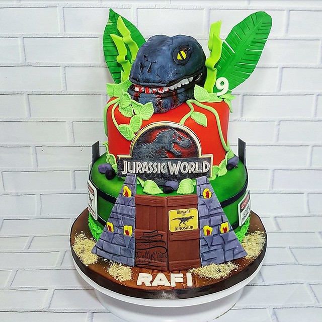 Dino Cake by Dellys Marie Cruz of DellyCious Art Cakes