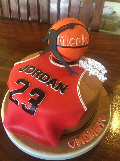 Jordan Cake by Aida Selracoib‎