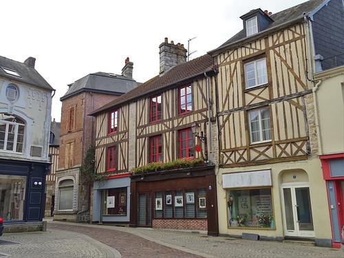 france domfront orne normandie architecture