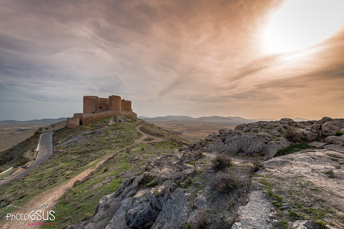 españa castle landscape toledo castillo molinos lamancha castillalamancha consuegra lamuela spaing